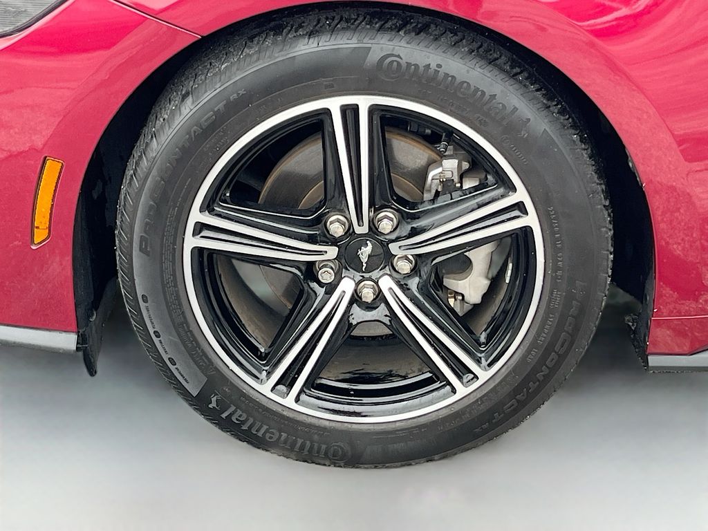 Used 2025 Red Ford EcoBoost image 28