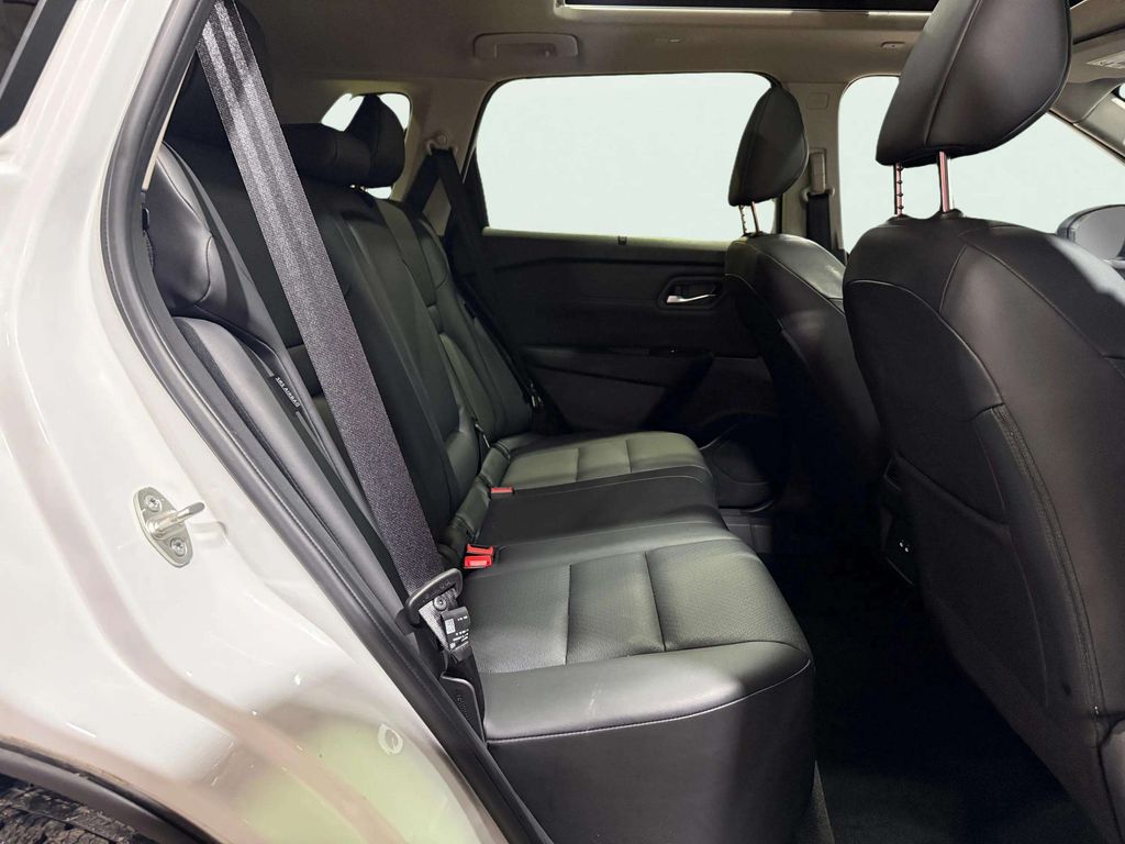 Certified Used 2024 Everest White Pearl Nissan SV image 26