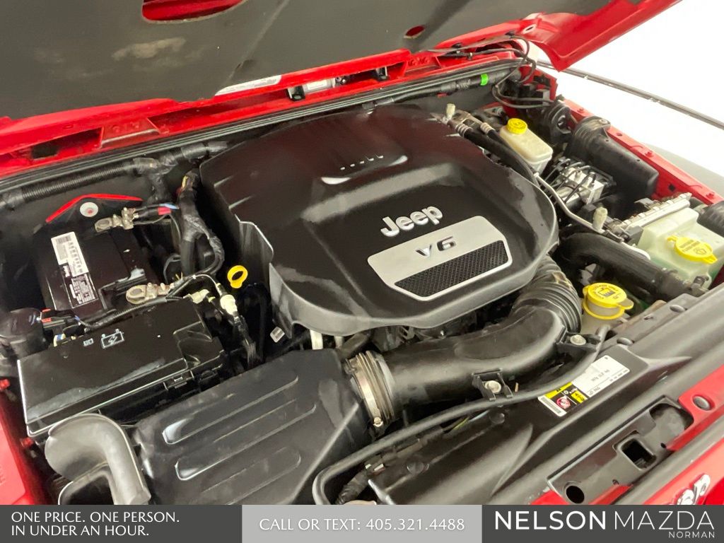 Used 2016 Red Jeep Unlimited Rubicon image 50