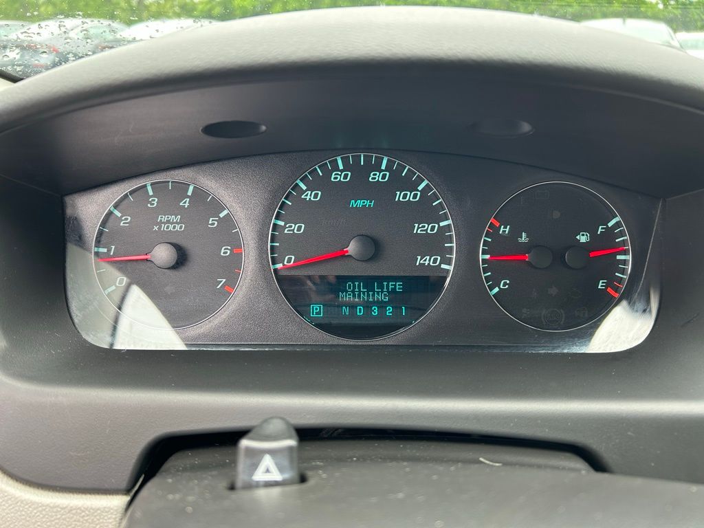 2011 Chevrolet Impala LTZ 25