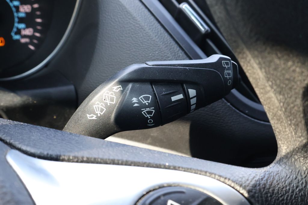 2014 Ford Escape S 22