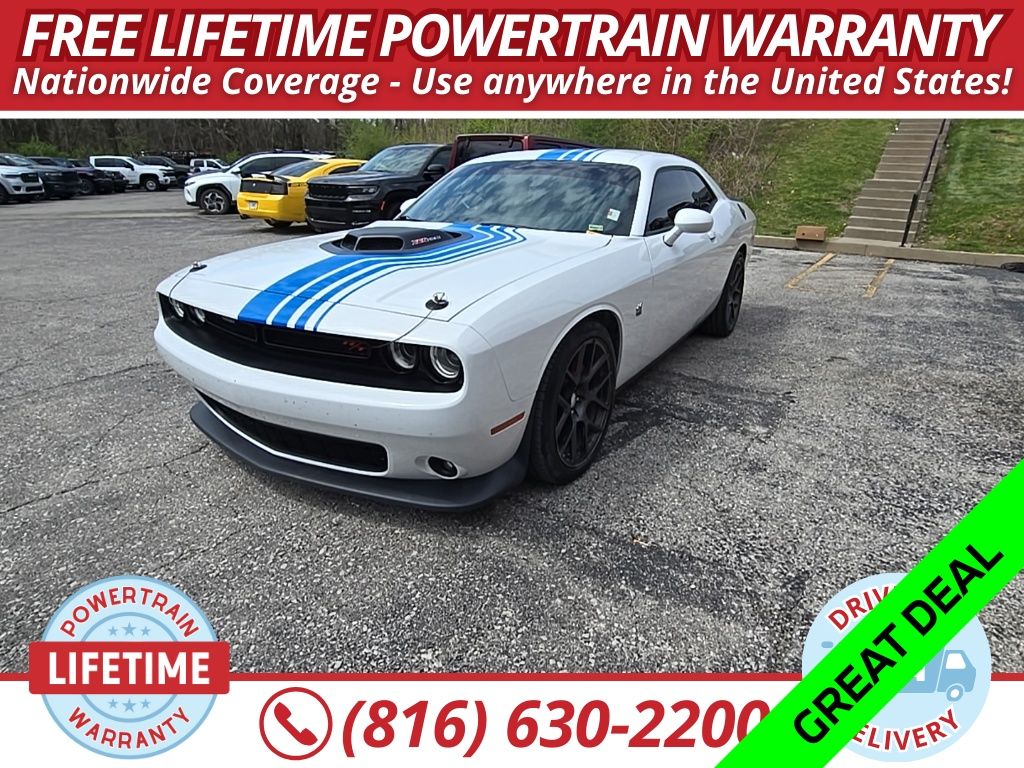 White Knuckle Clearcoat 2019 Dodge Challenger R/T Scat Pack RWD Coupe Rear-Wheel Drive 8-Speed Automatic