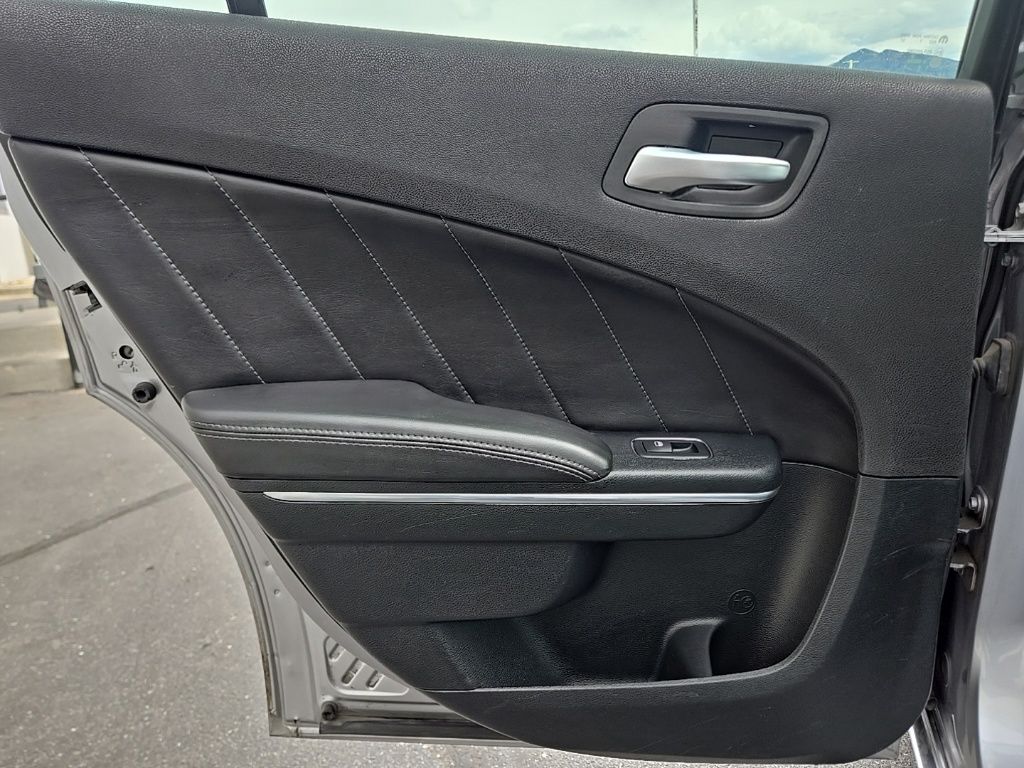 Used 2018 Silver Dodge R/T image 37