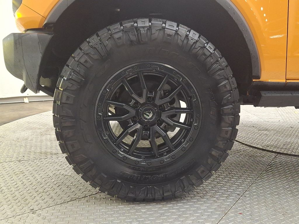 Thumbnail: 2022 Ford Bronco - 8