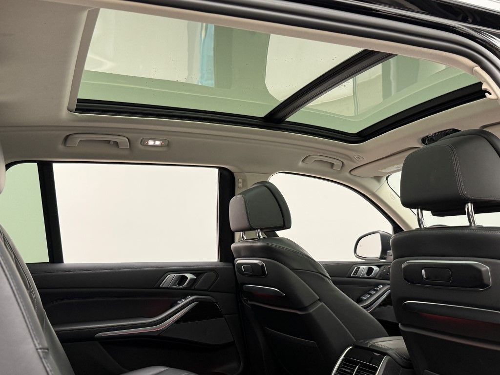 2023 BMW X7 xDrive40i 15
