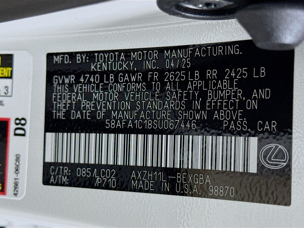 2025 Lexus ES  24