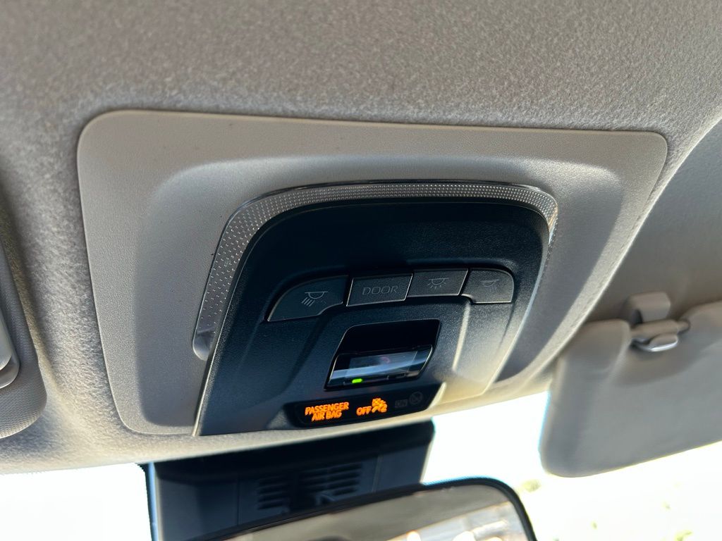 Thumbnail: 2023 Toyota Corolla - 27