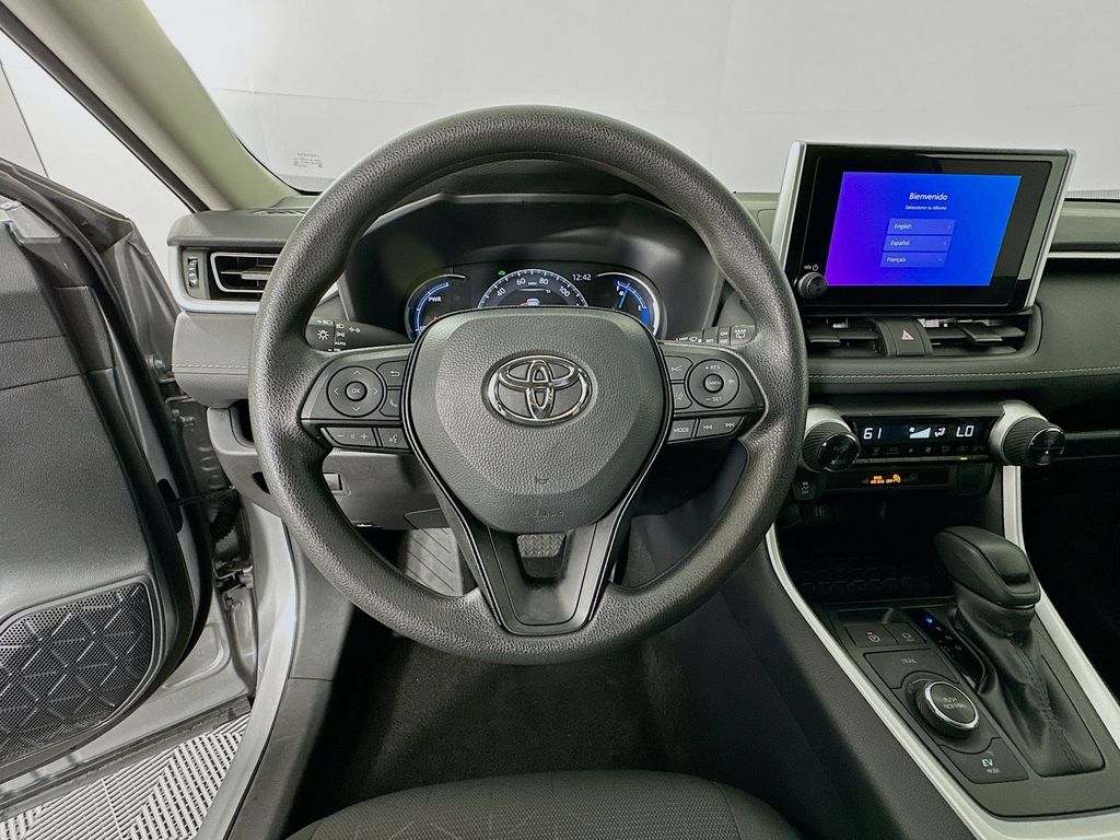 Thumbnail: 2025 Toyota RAV4 - 11