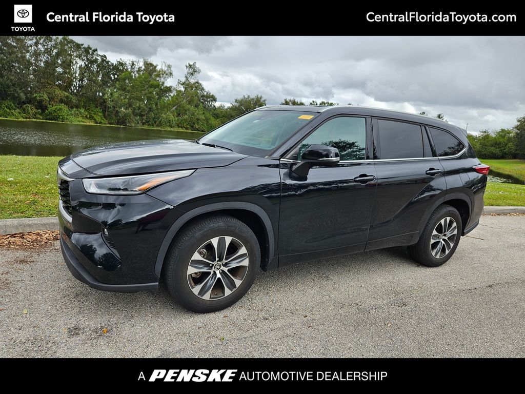 2022 Toyota Highlander XLE -
                Orlando, FL