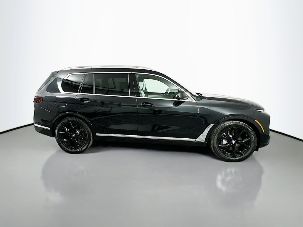 Thumbnail: 2026 BMW X7 - 4