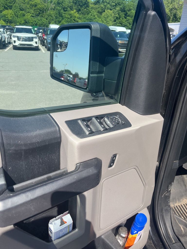 Used 2019 Black Ford  image 4