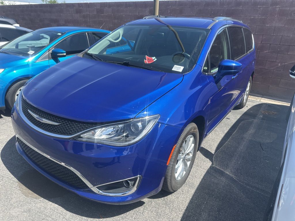 2019 Chrysler Pacifica Touring L photo