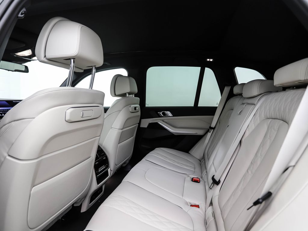 2026 BMW X5 xDrive50e 19