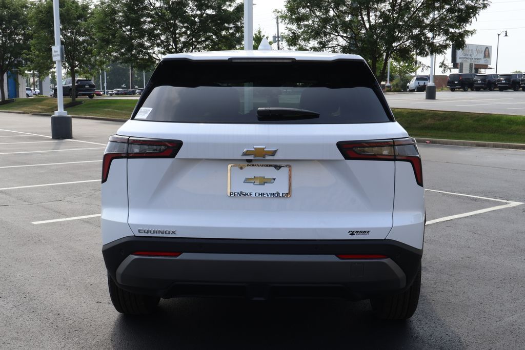Thumbnail: 2027 Chevrolet Equinox - 6