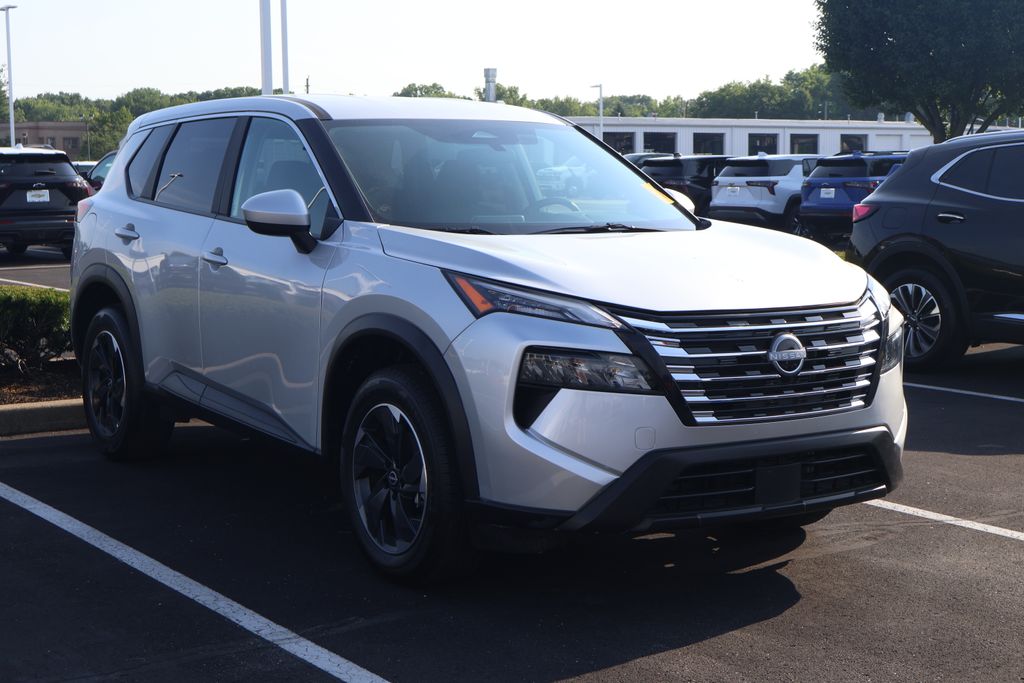 Thumbnail: 2025 Nissan Rogue - 3