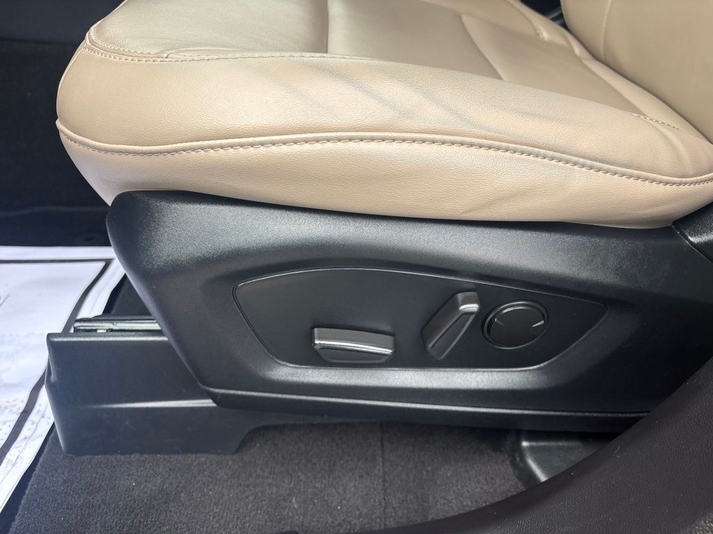 Used 2023 Ford Explorer SUV