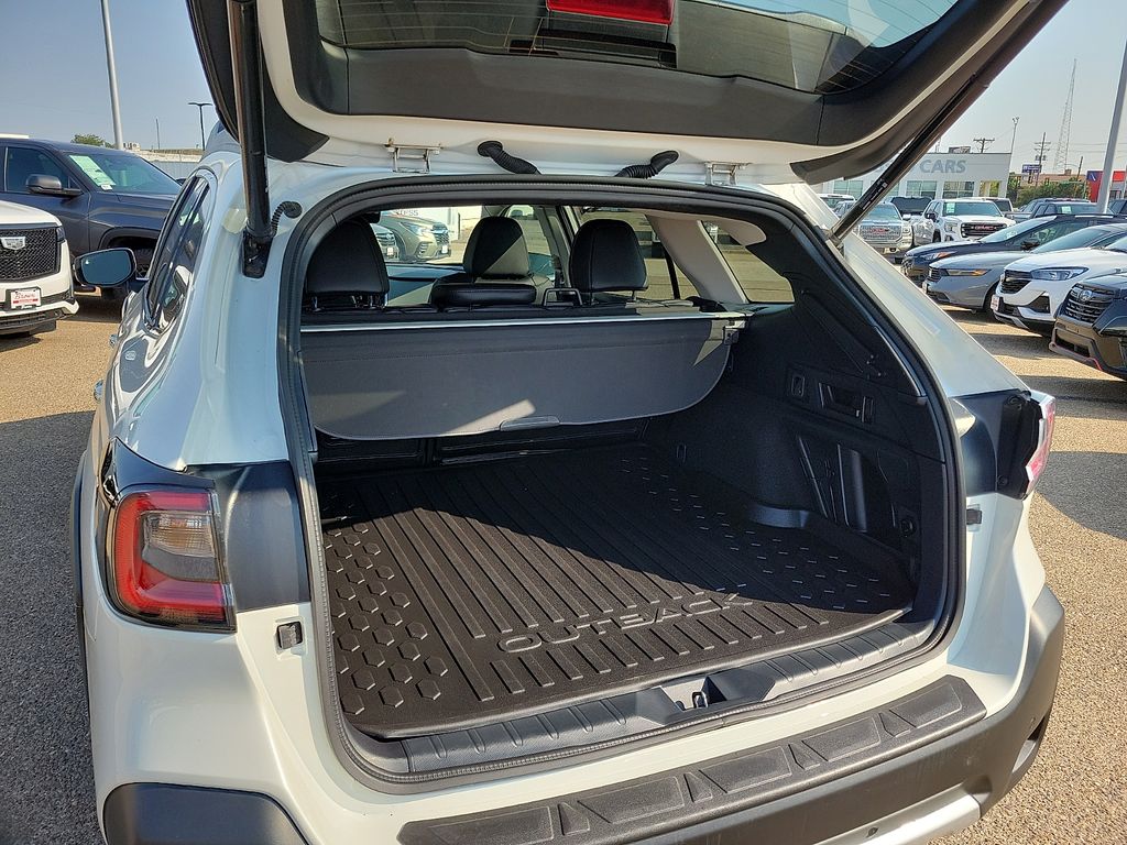 2023 Subaru Outback Touring White at Brown Buick GMC