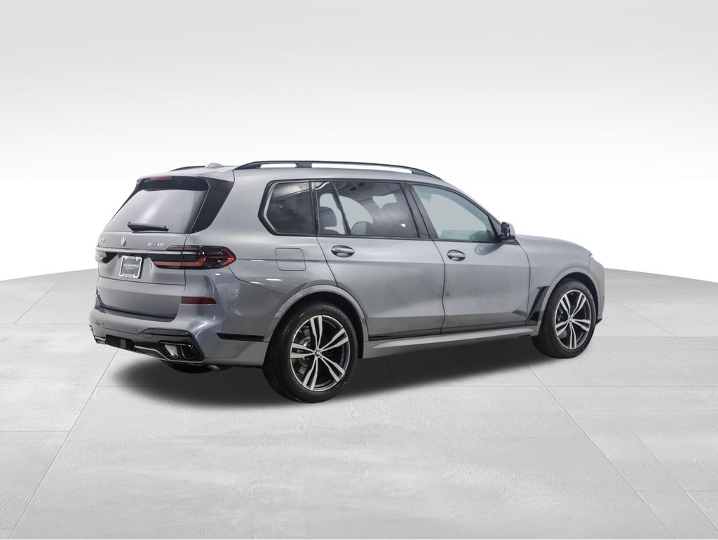 2025 BMW X7 xDrive40i 5