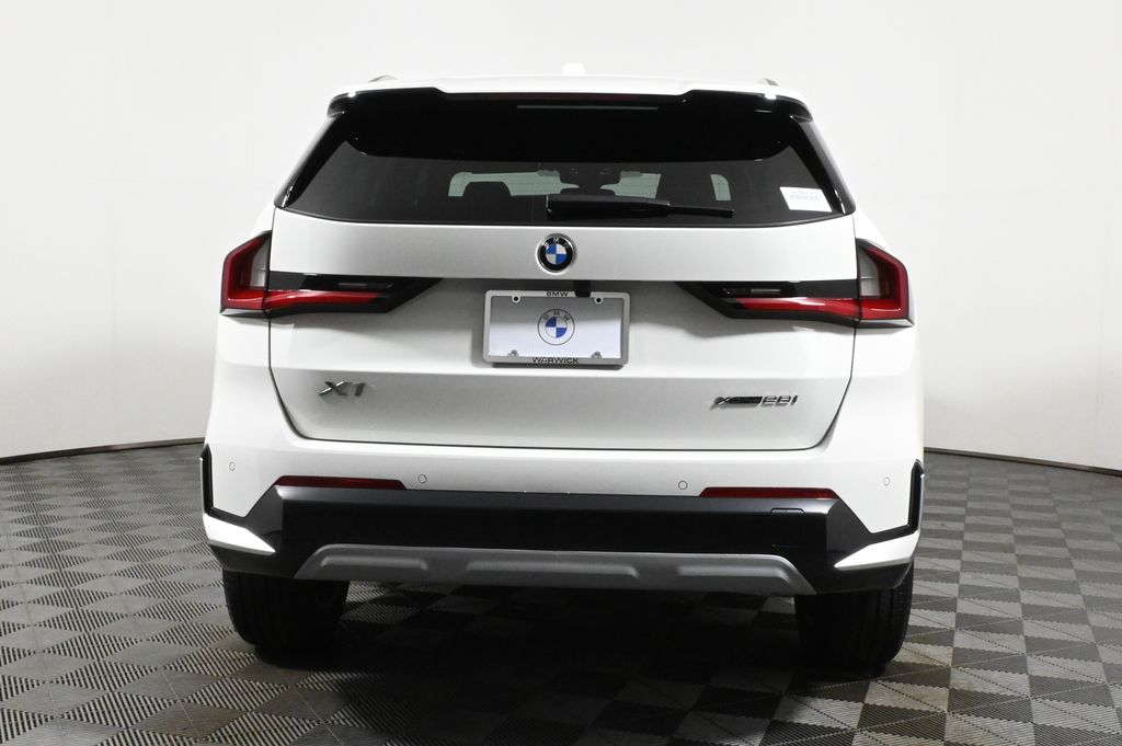 Thumbnail: 2026 BMW X1 - 6
