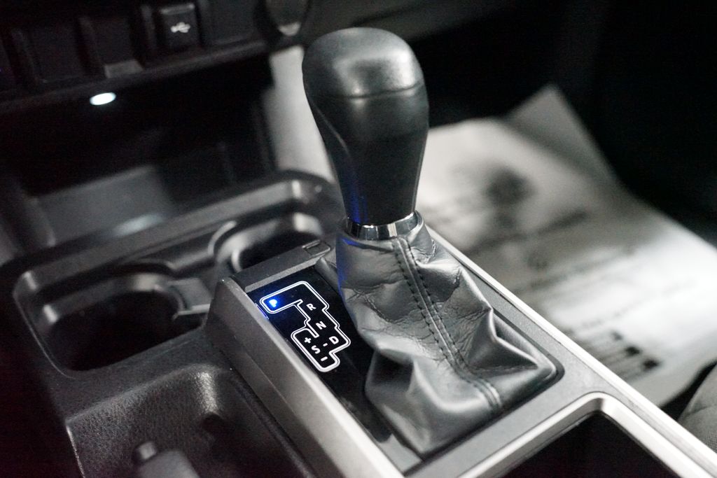 Thumbnail: 2023 Toyota Tacoma - 21