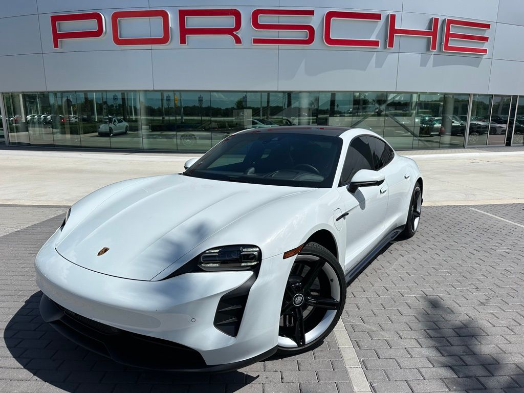 2022 Porsche Taycan 4S Hero Image