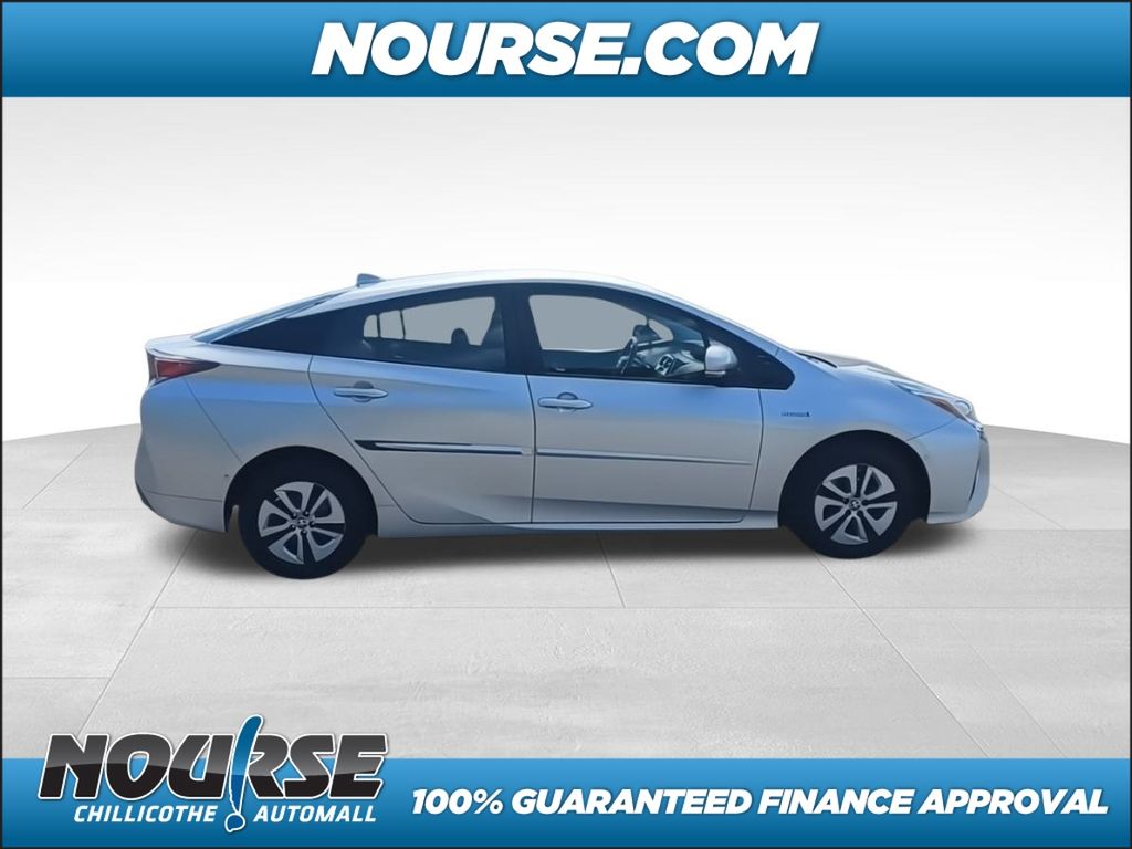 2018 Toyota Prius Four photo
