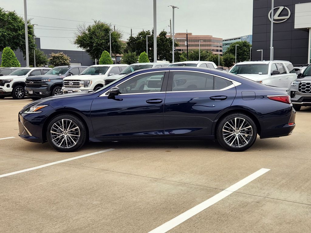 2025 Lexus ES 350  at Westside Lexus