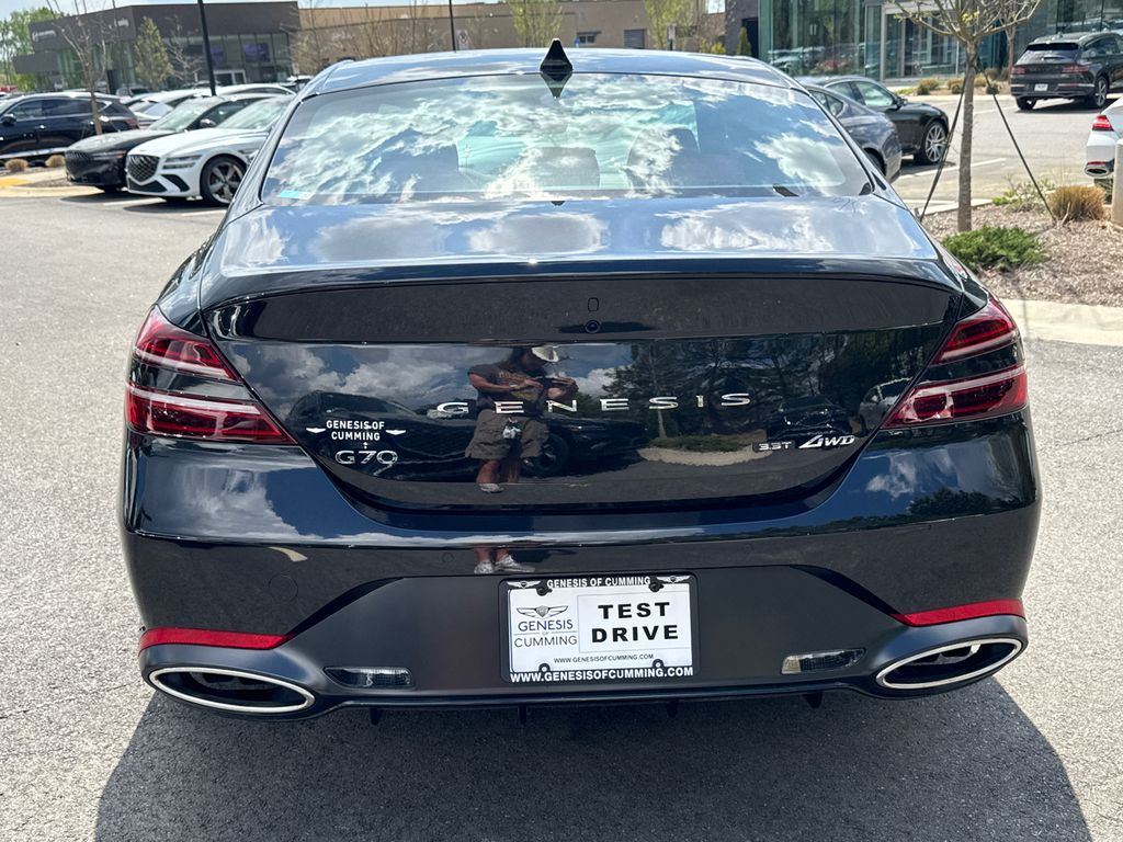 View vehicle photo 6