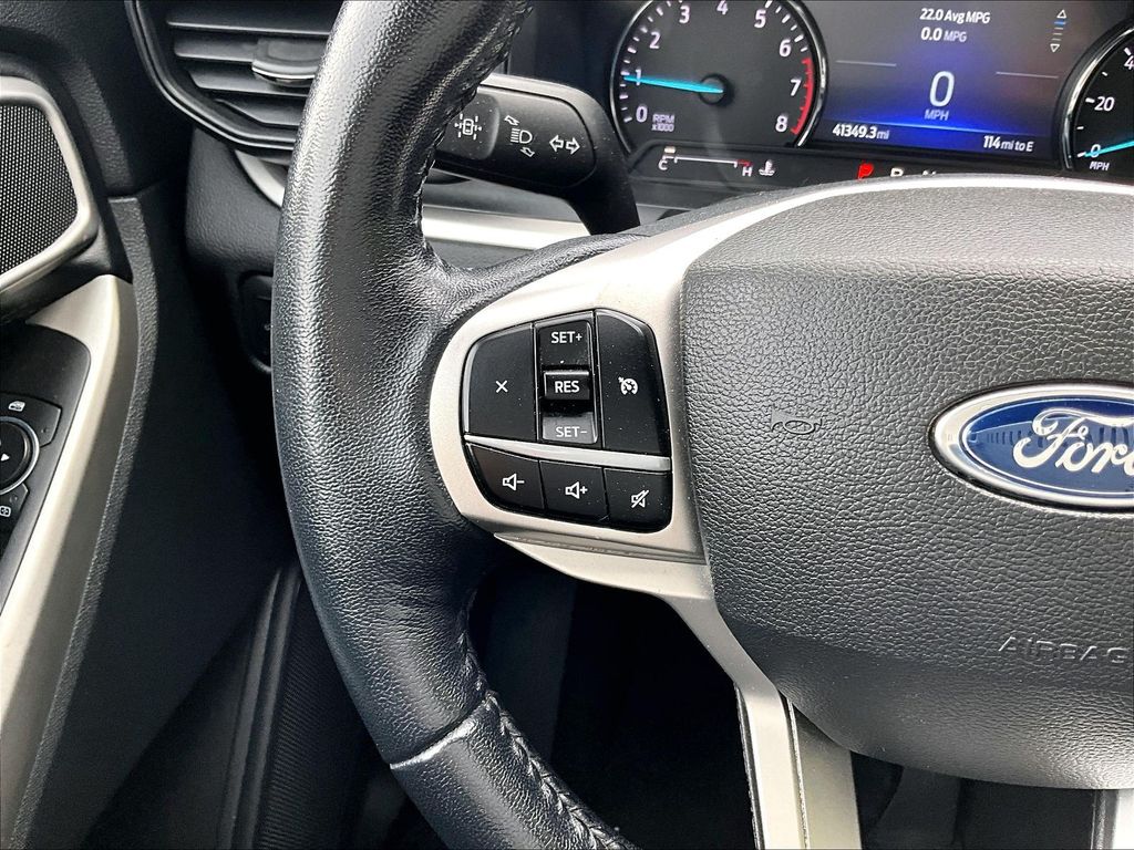 2022 Ford Explorer — photo 24