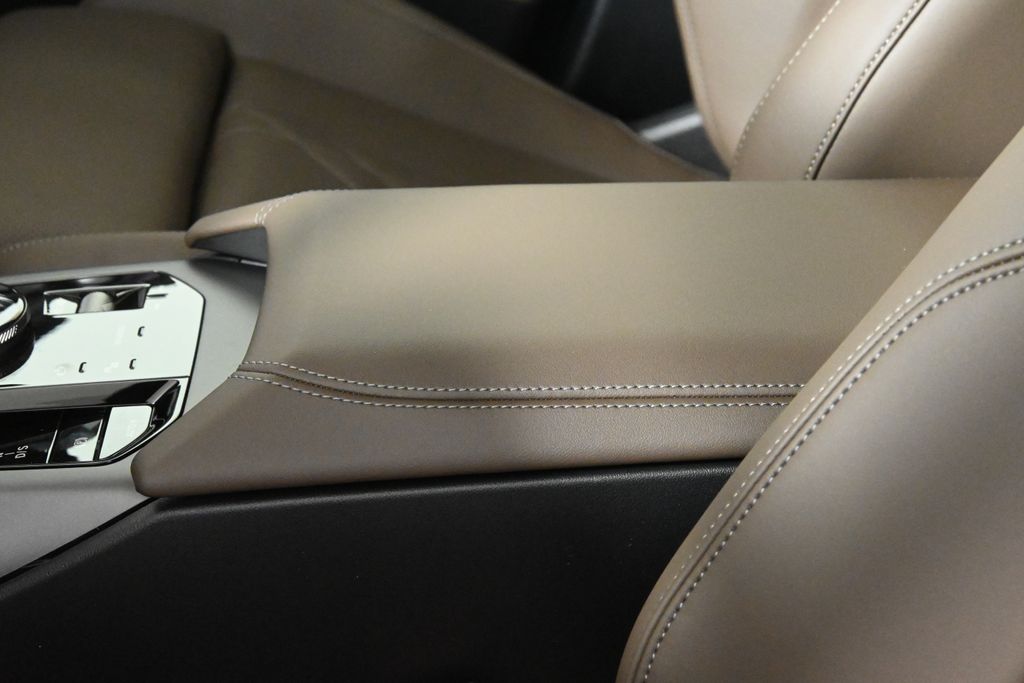 Thumbnail: 2026 BMW X3 - 25