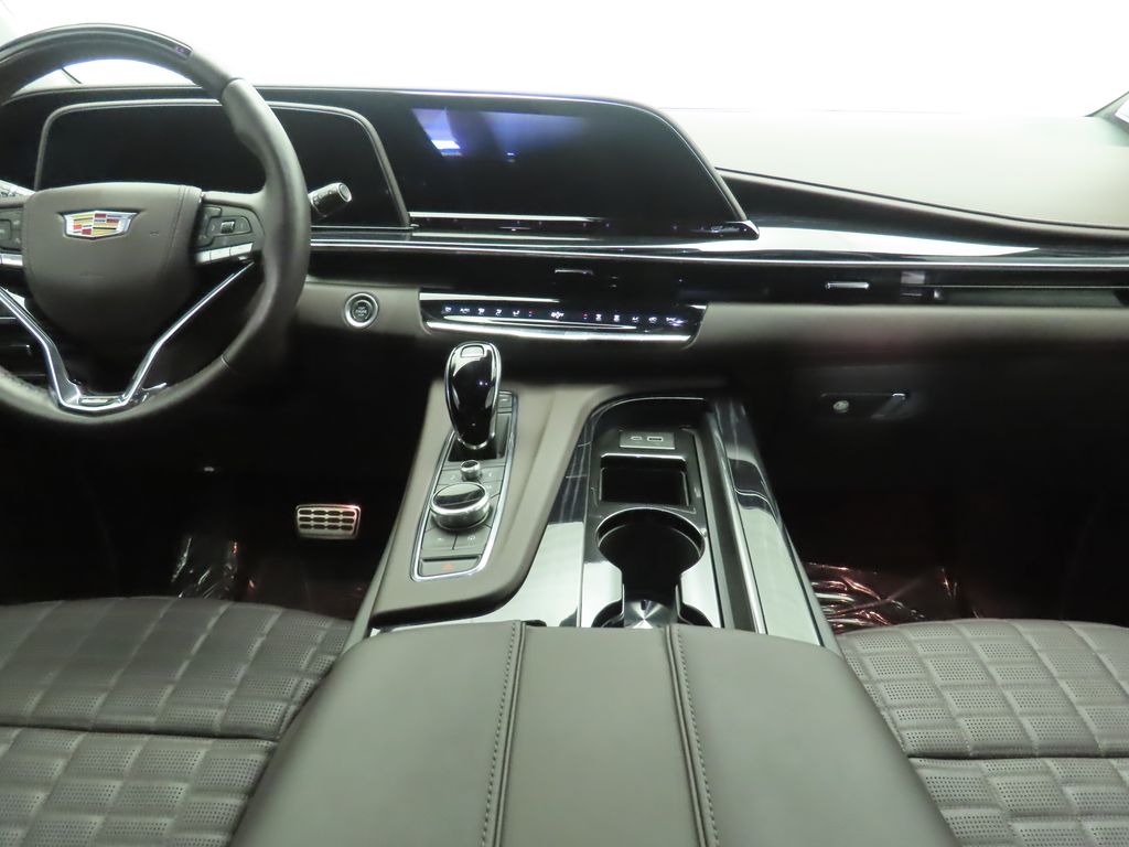 2024 Cadillac Escalade V 13