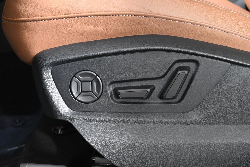 Thumbnail: 2025 Audi Q7 - 31