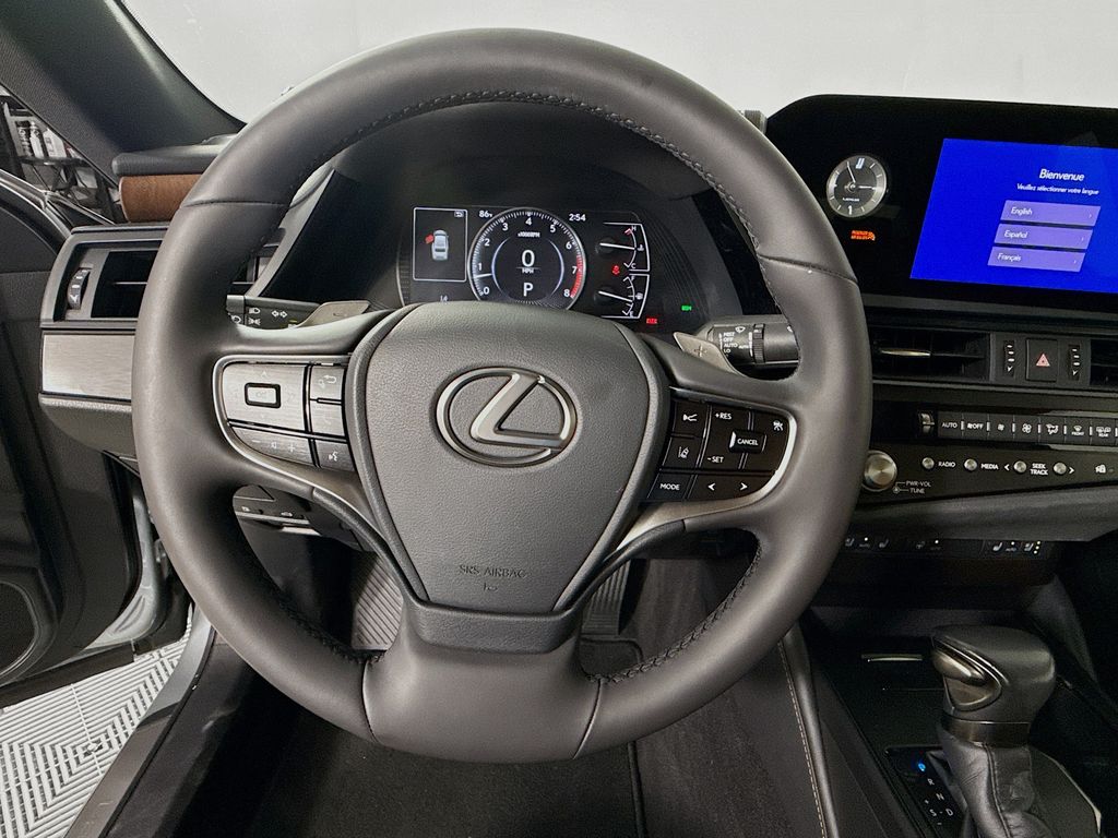 Thumbnail: 2023 Lexus ES - 11