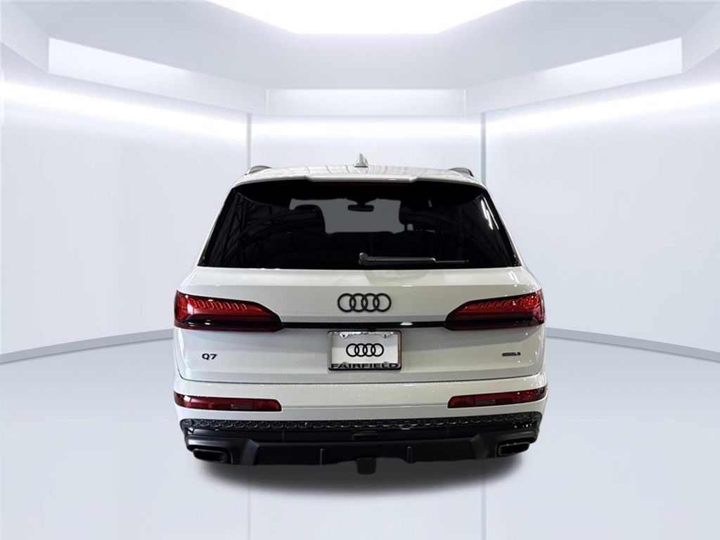 Thumbnail: 2026 Audi Q7 - 4