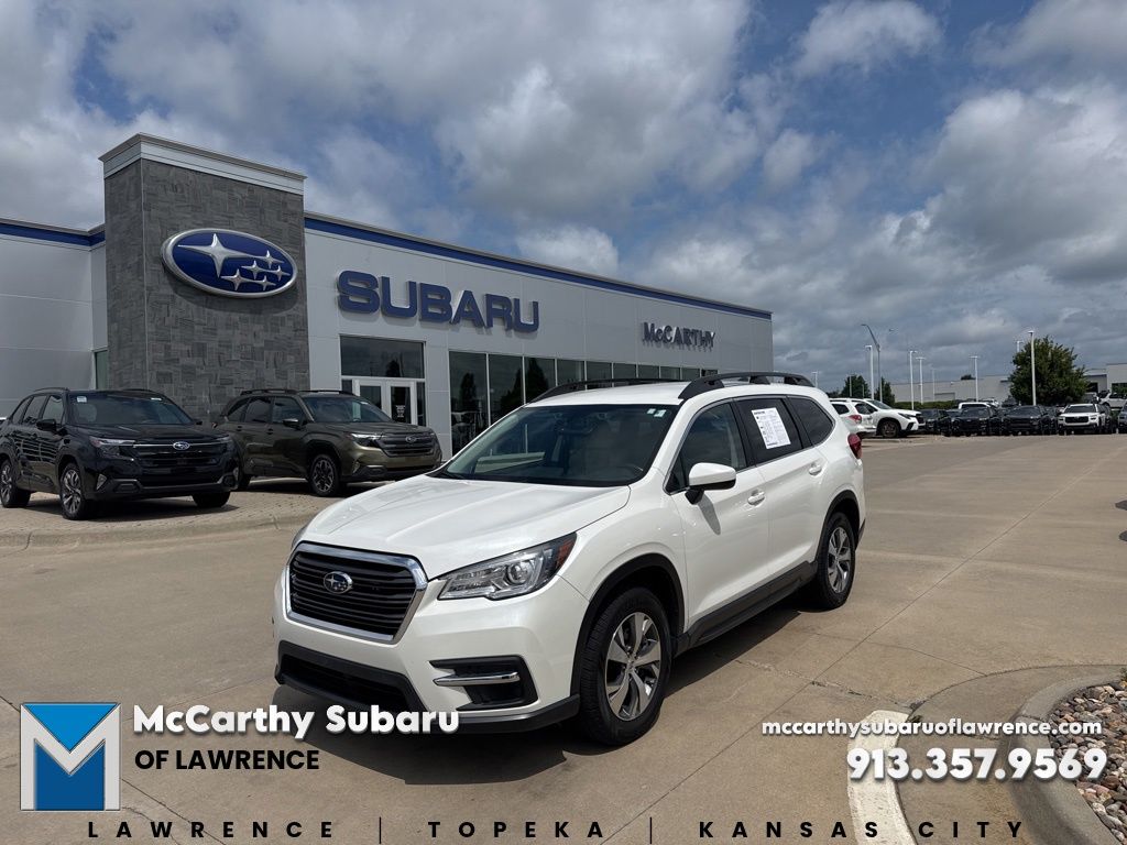 Crystal White Pearl 2022 Subaru Ascent SUV / Crossover All-Wheel Drive Continuously Variable Transmission