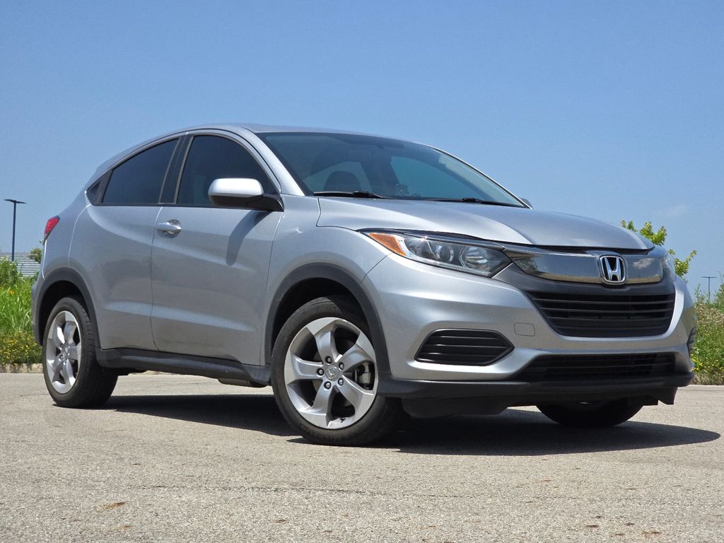 Used 2022 Silver Honda LX image 2