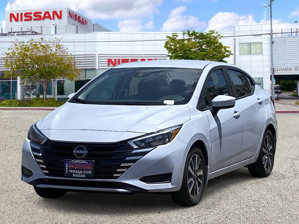 2025 Nissan Versa 1.6 SV