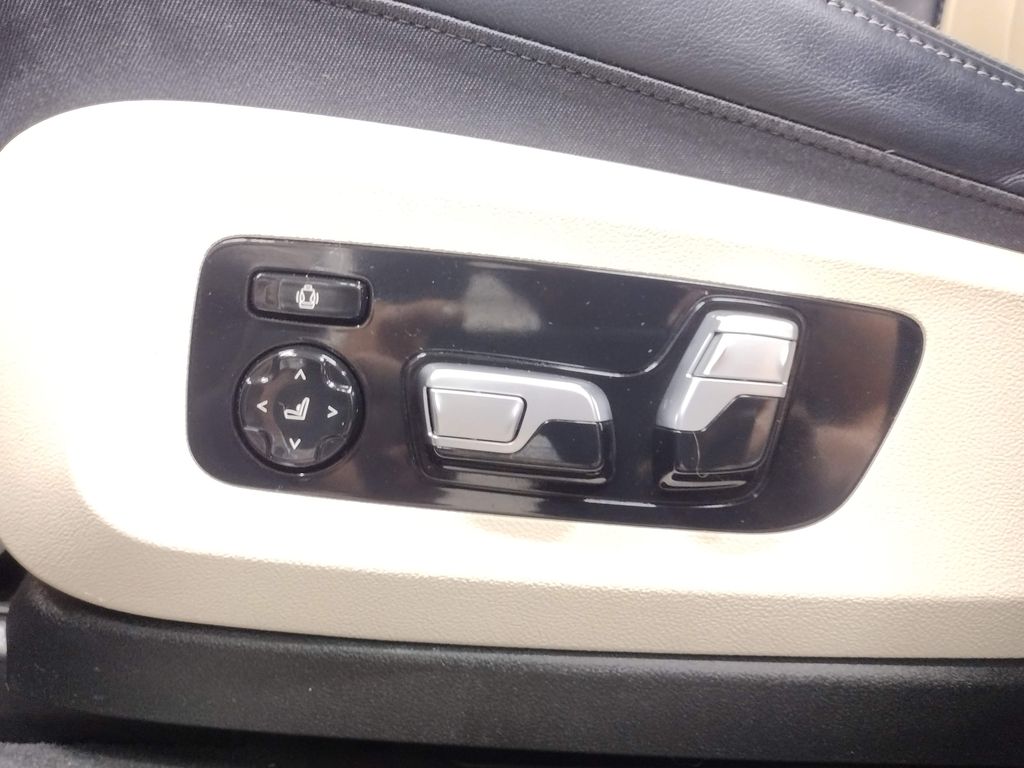2019 BMW X7 xDrive50i