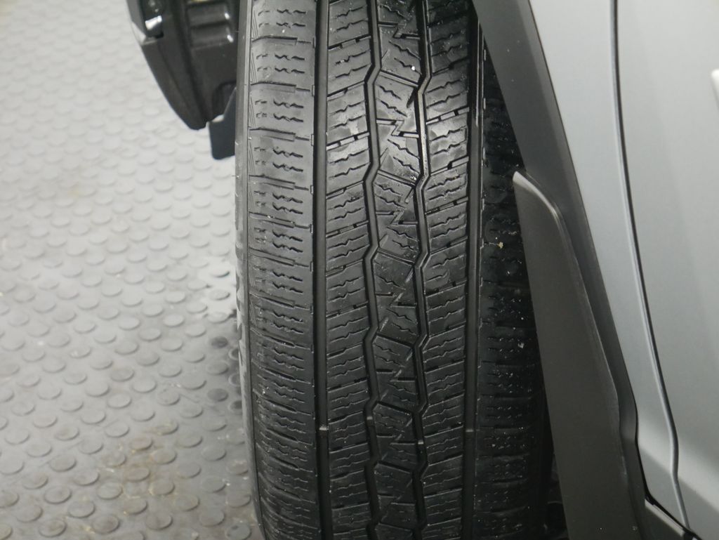 Thumbnail: 2019 Toyota Highlander - 16