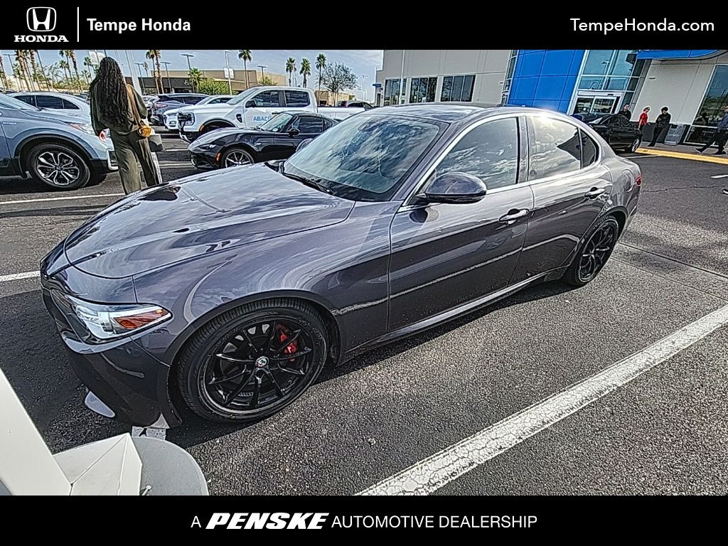 2017 Alfa Romeo Giulia Base -
                  Tempe, AZ
