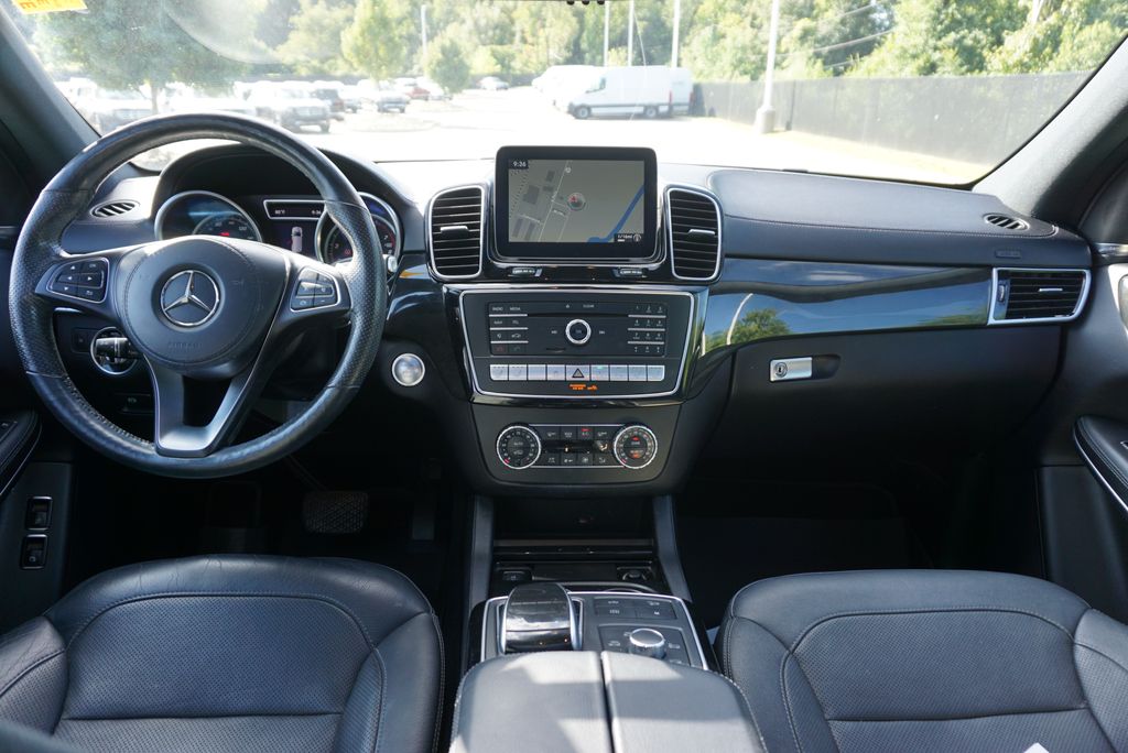 Thumbnail: 2017 Mercedes-Benz GLS - 17