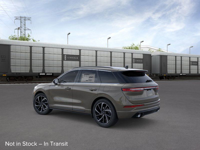 Thumbnail: 2026 Lincoln Corsair - 4