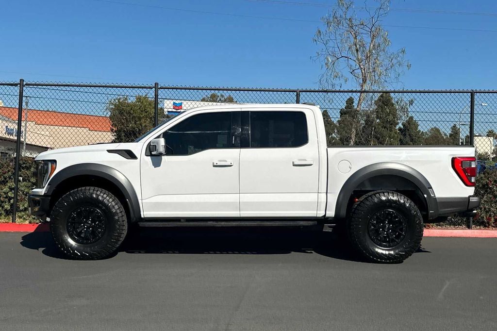 2023 Ford F-150 Raptor 9