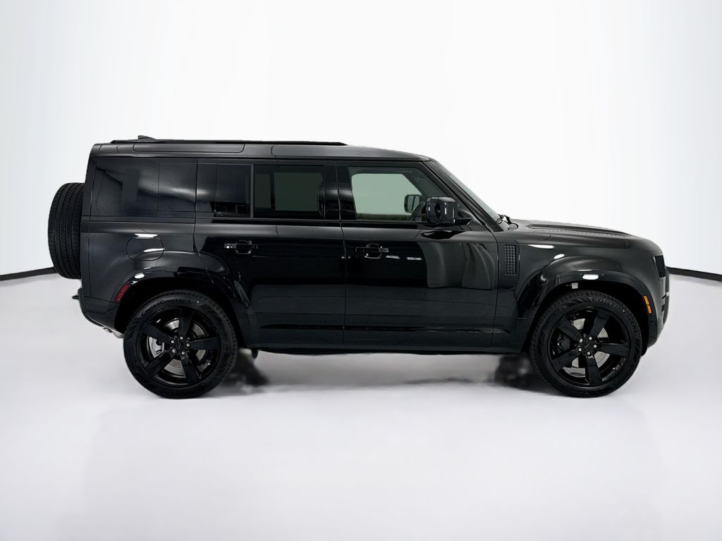 Thumbnail: 2026 Land Rover Defender - 4