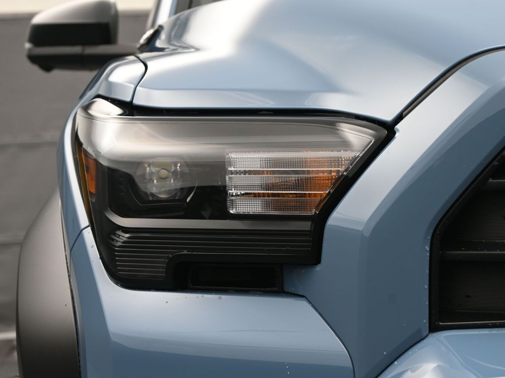 2025 Toyota 4Runner Hybrid TRD Off Road