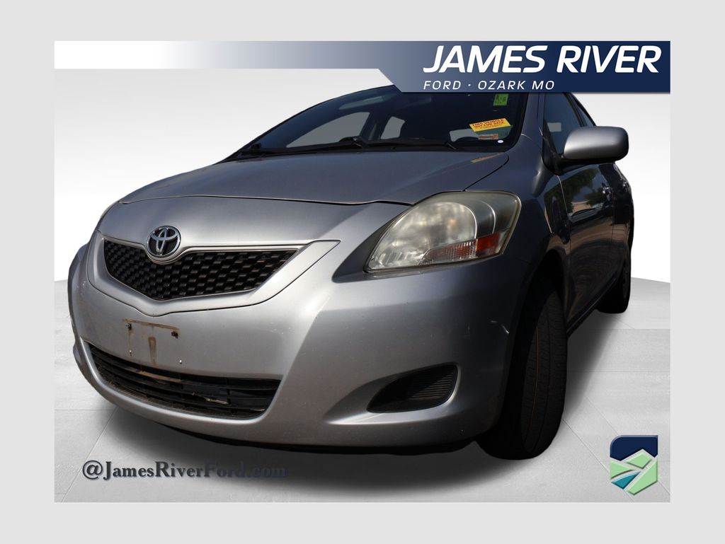 2012 Toyota Yaris Base Sedan