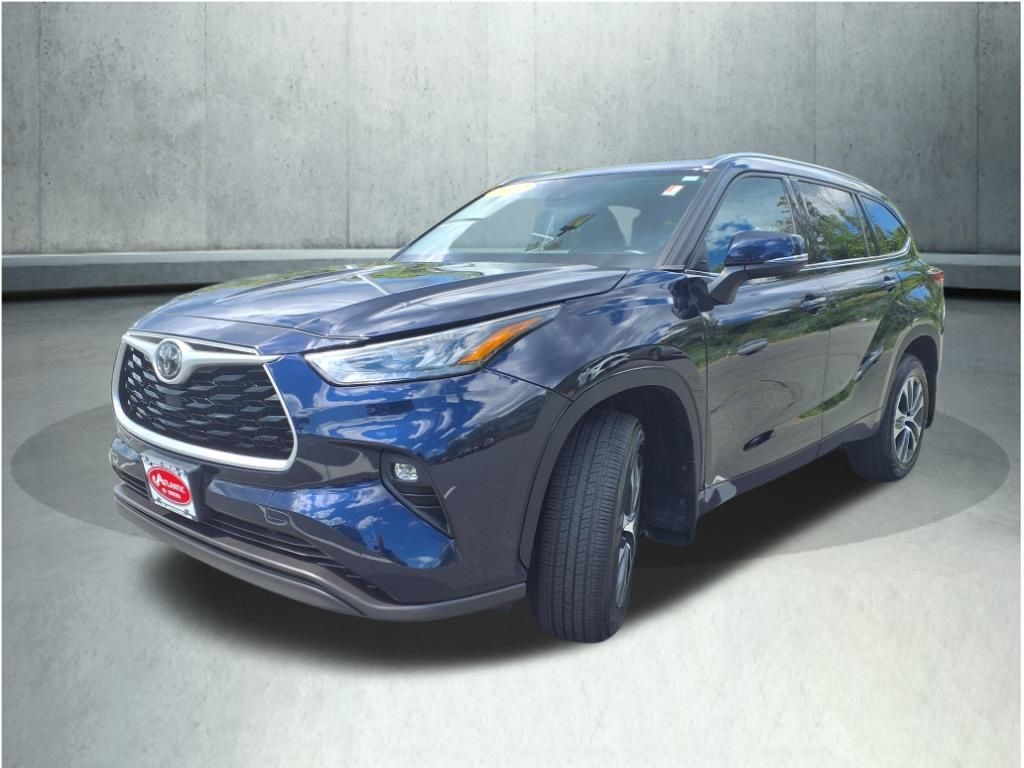 2020 Toyota Highlander XLE photo 7