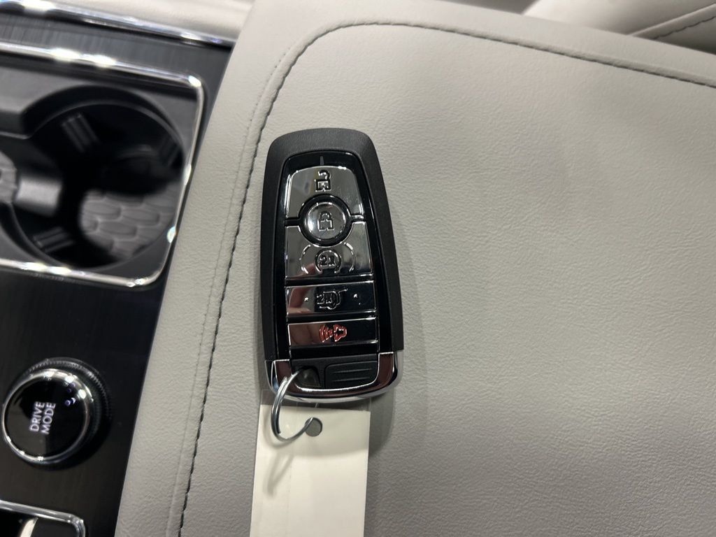 new 2026 Lincoln Aviator car, priced at $66,988