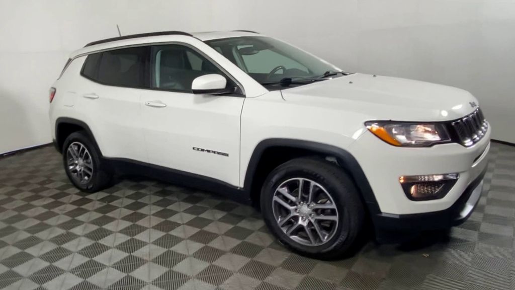 2020 Jeep Compass Latitude 2