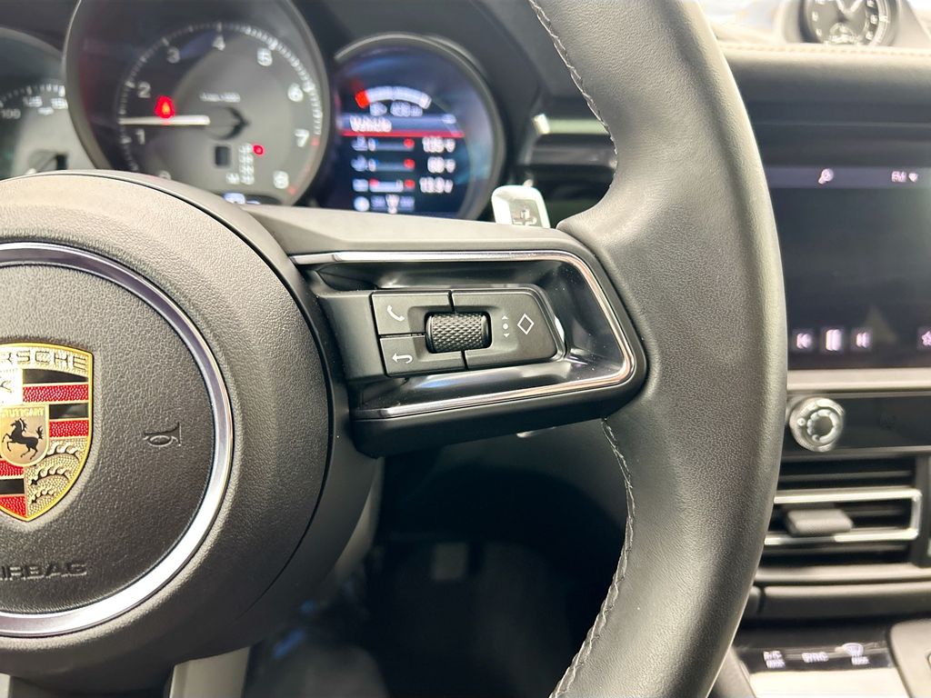 Thumbnail: 2025 Porsche Macan - 15